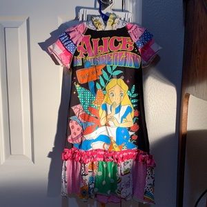 Alice in wonderland Dress!!